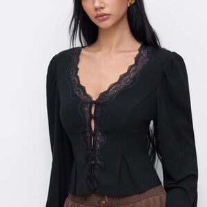 CIDER v-neck long sleeve lace trim blouse